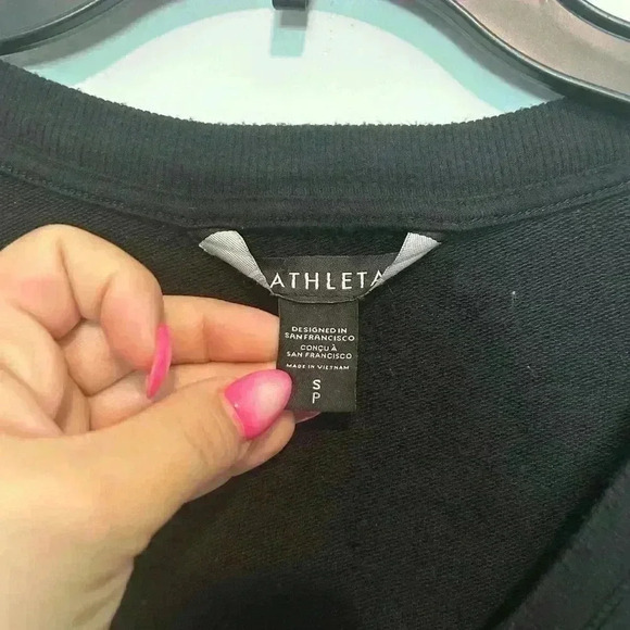 Athleta Sunrise V Neck Sweatshirt Womens Size Small Black Soft - Picture 4 of 6